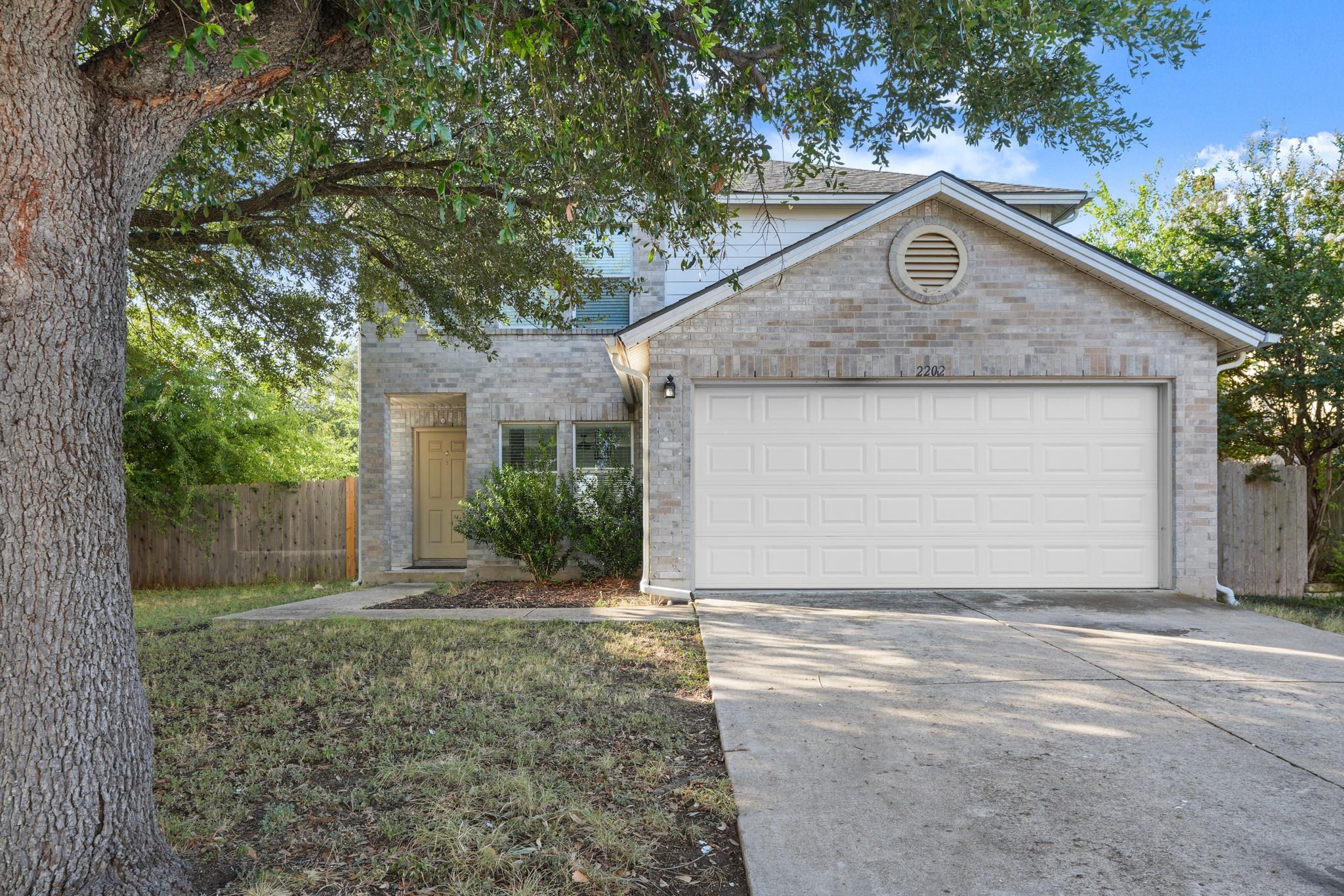 132821ac-e80a-4346-bea9-76ed14133b18 2202 Cottontail DR