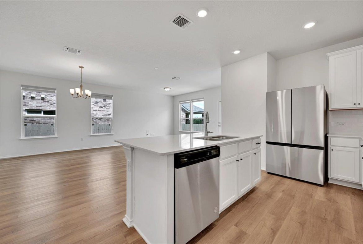 8013 Philbrook DR