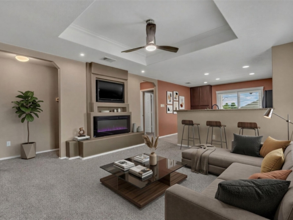 112 Willow Leaf LN