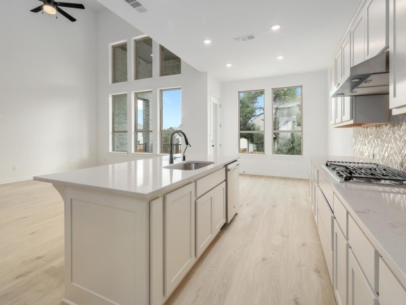 112 Red Camella DR