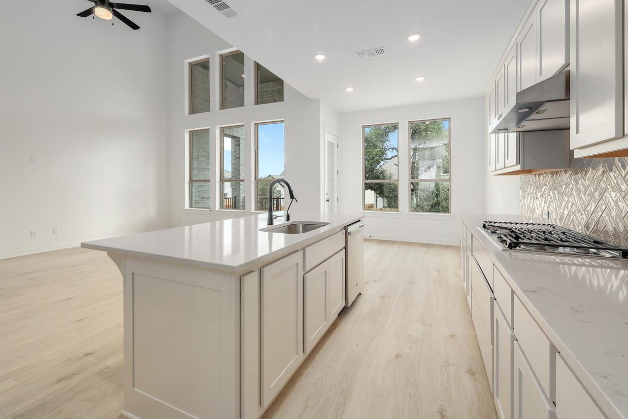 112 Red Camella DR