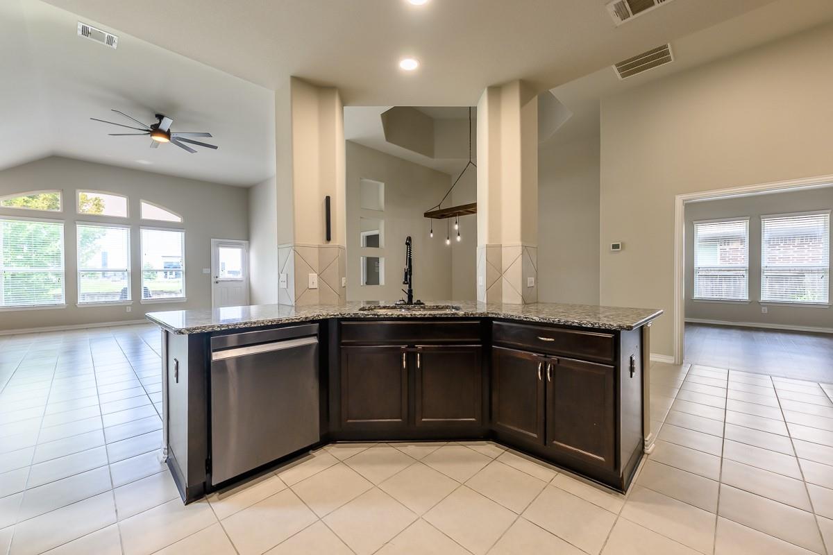 361 Vista Gardens DR