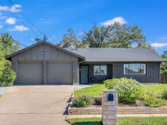 7001 Watchwood DR