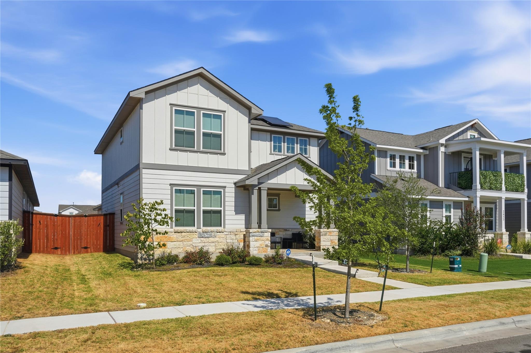 2437 Lucy Axel LN