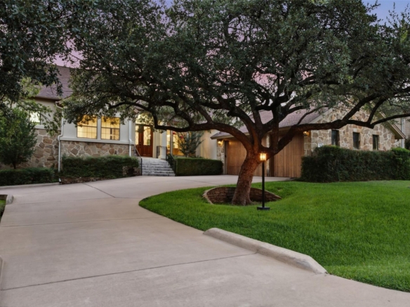 108 Crest View DR