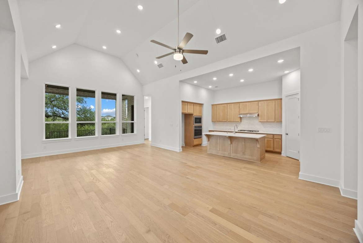 1700 Crimson Sunset DR