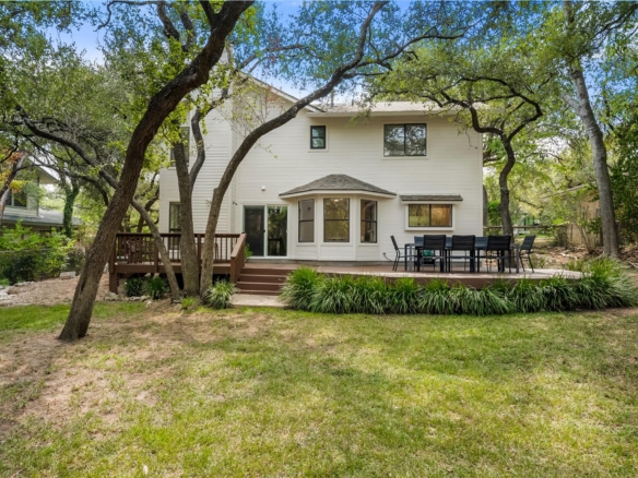 108 SPRING DR