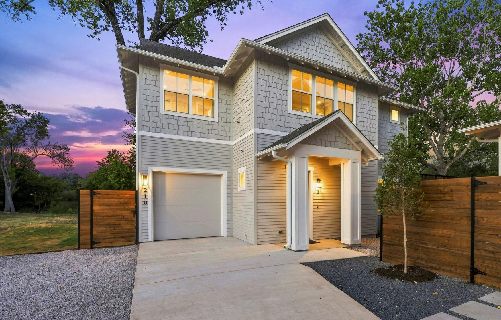 210 Mockingbird LN # 3
