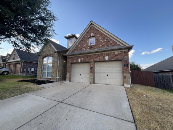 404 Nakoma DR