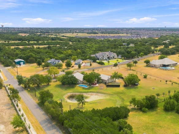 102 Valley View DR