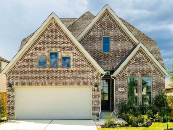 209 Amber Oak LN