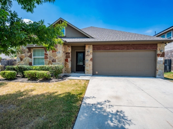 8258 Arezzo DR