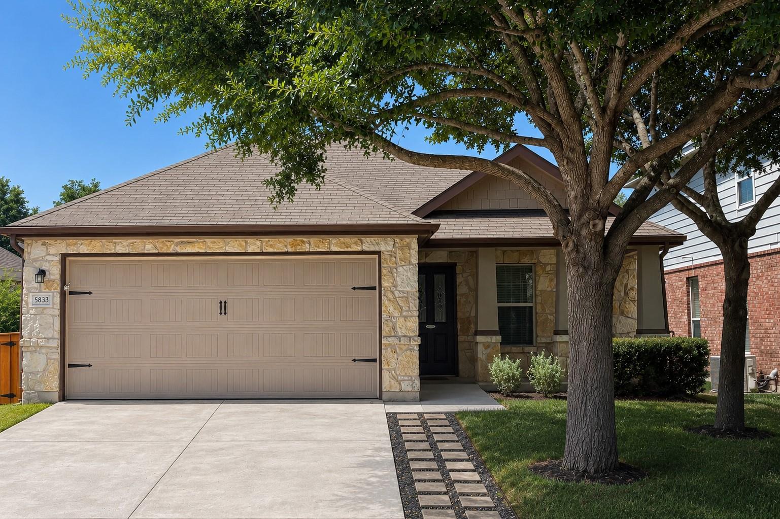 e15702d5-4173-4ea7-aaf9-976e9d08cb6a 5833 Zachary Scott ST