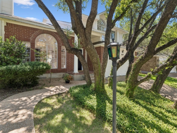 3609 Latimer DR
