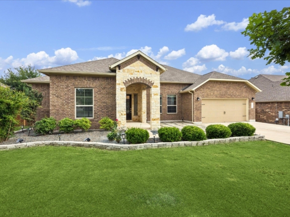 365 Arapaho DR