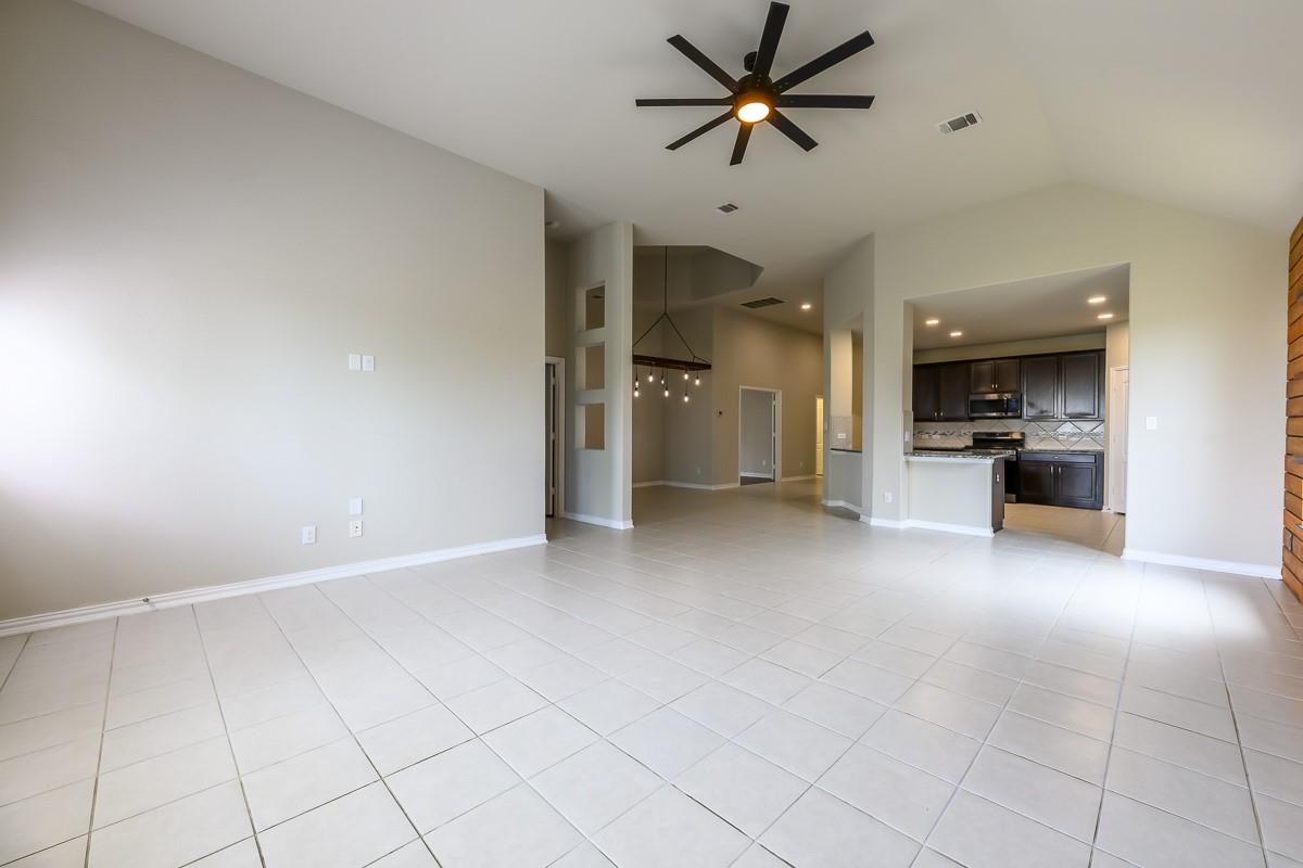 361 Vista Gardens DR
