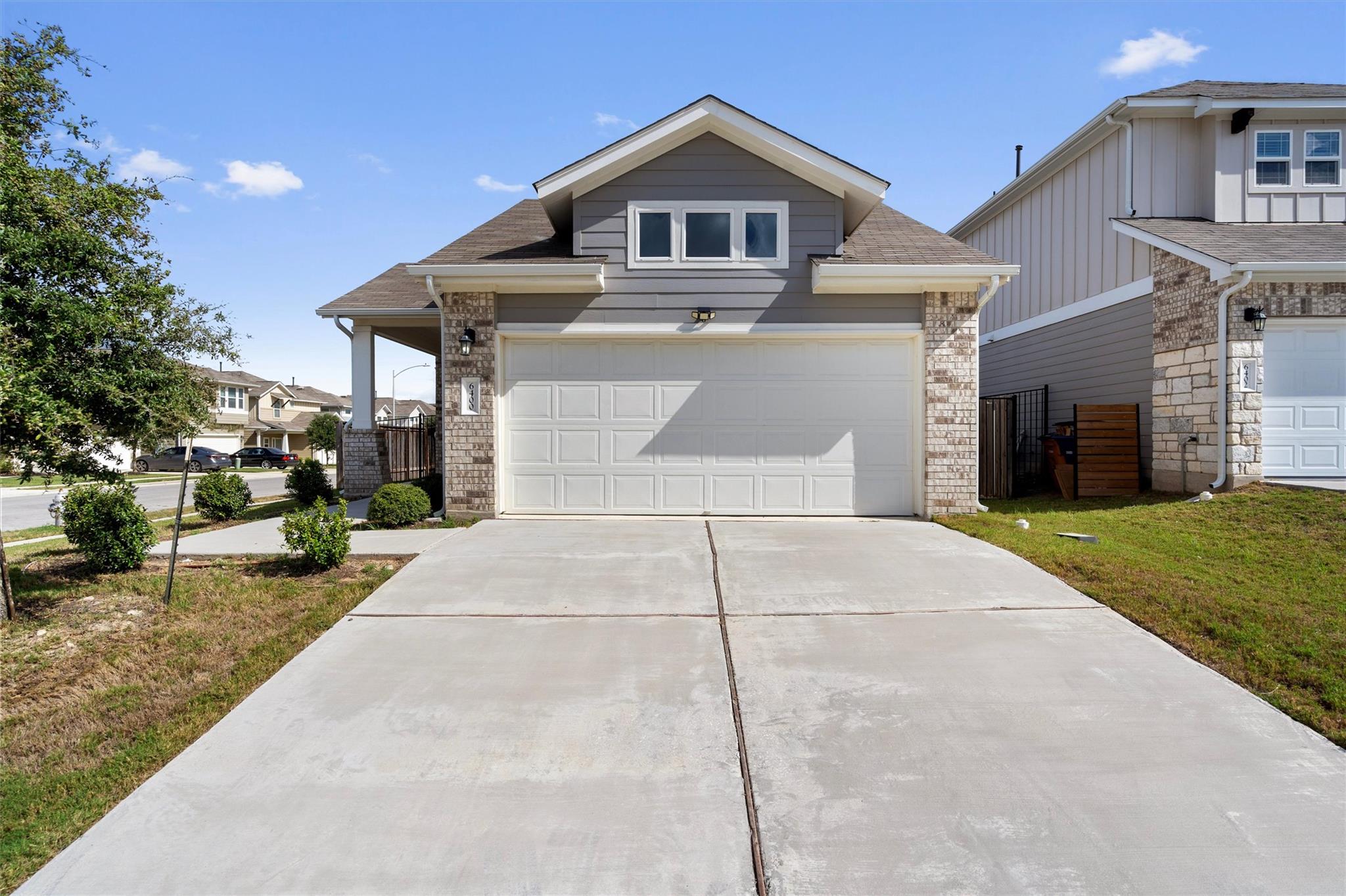 6400 Rafferty LN