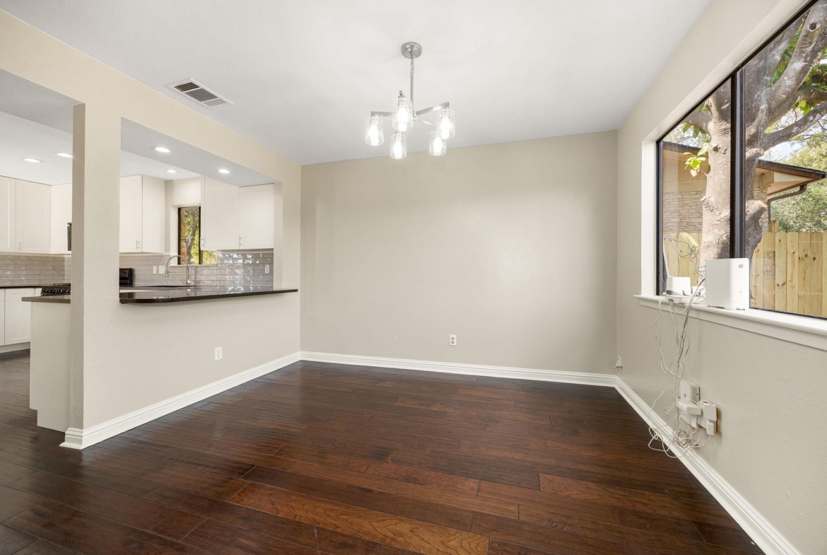 10408 Timbercrest LN