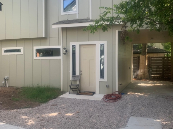 613B East 50th ST