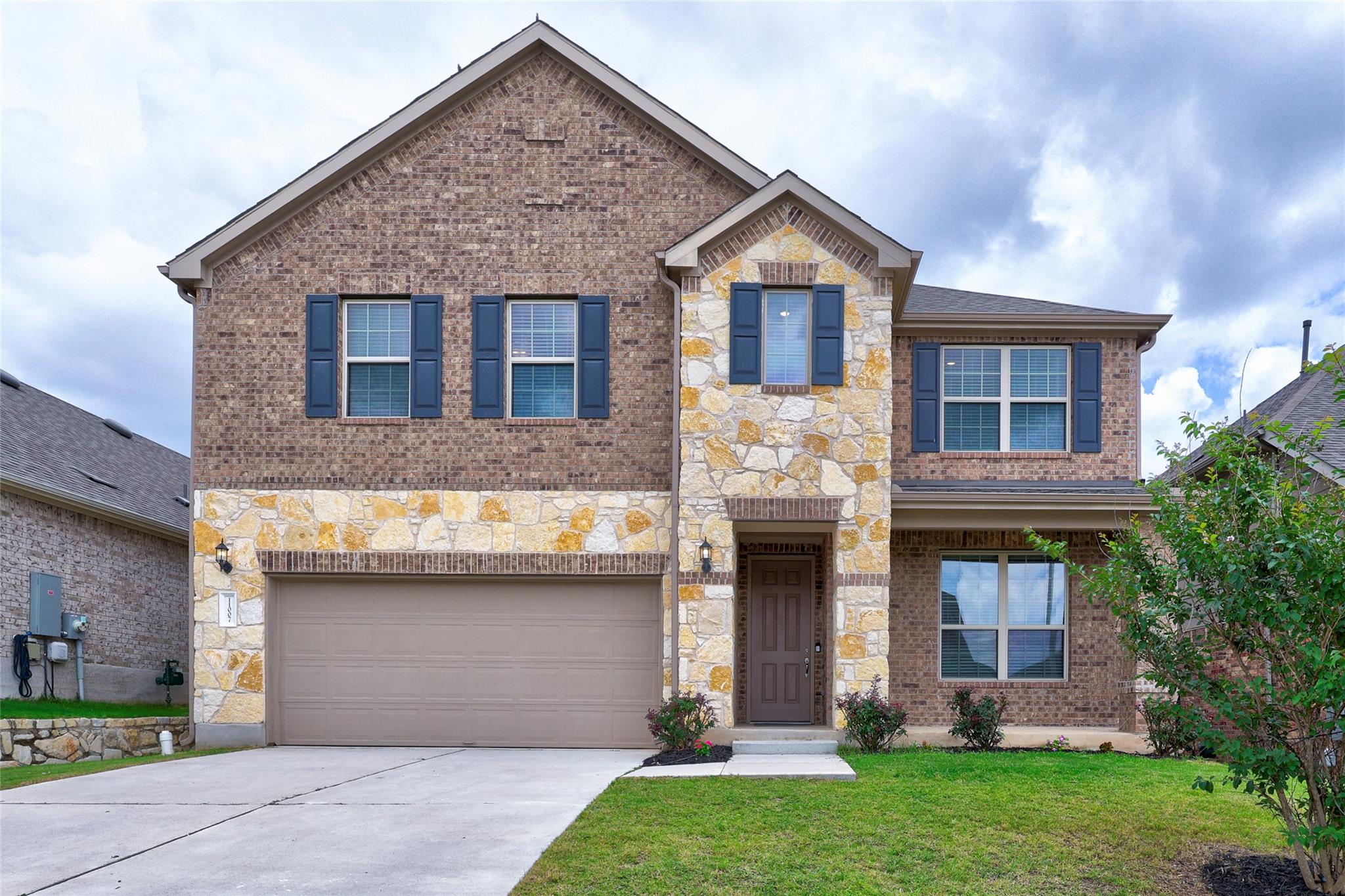 11007 Strawberry Roan DR
