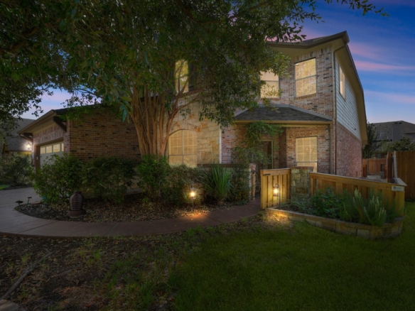 2717 Mirasol LOOP