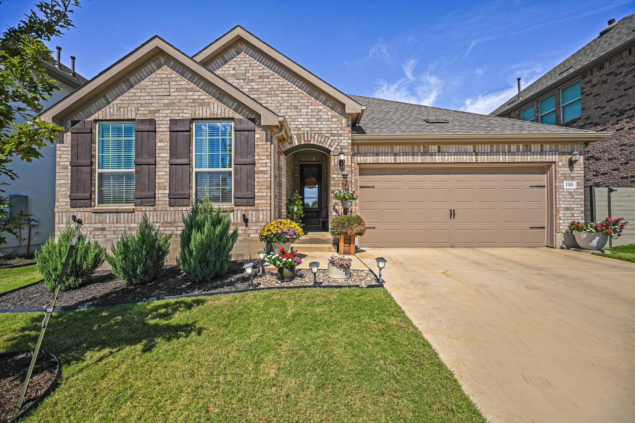 116 Peach Orchard LN