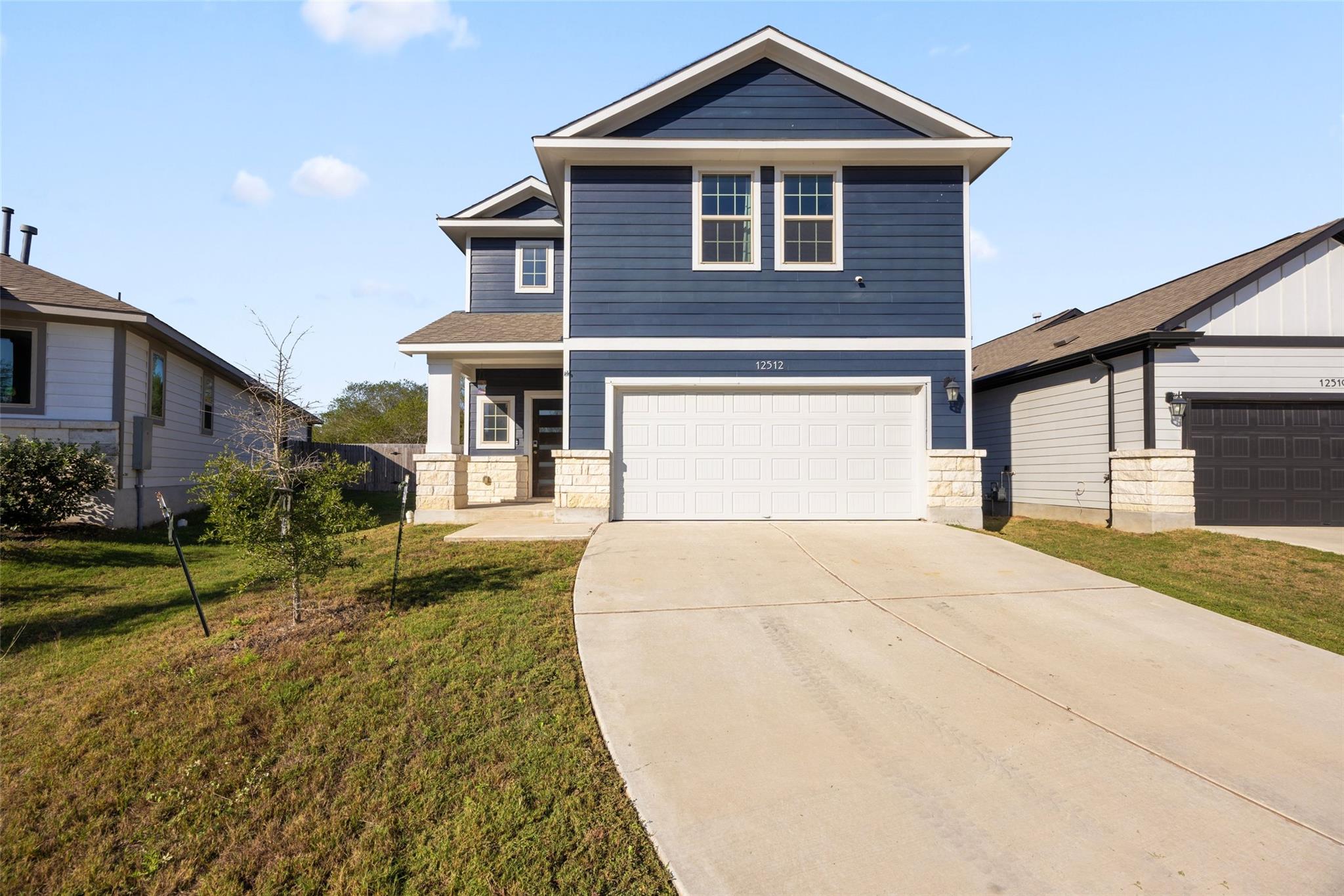 12512 Zenyatta DR