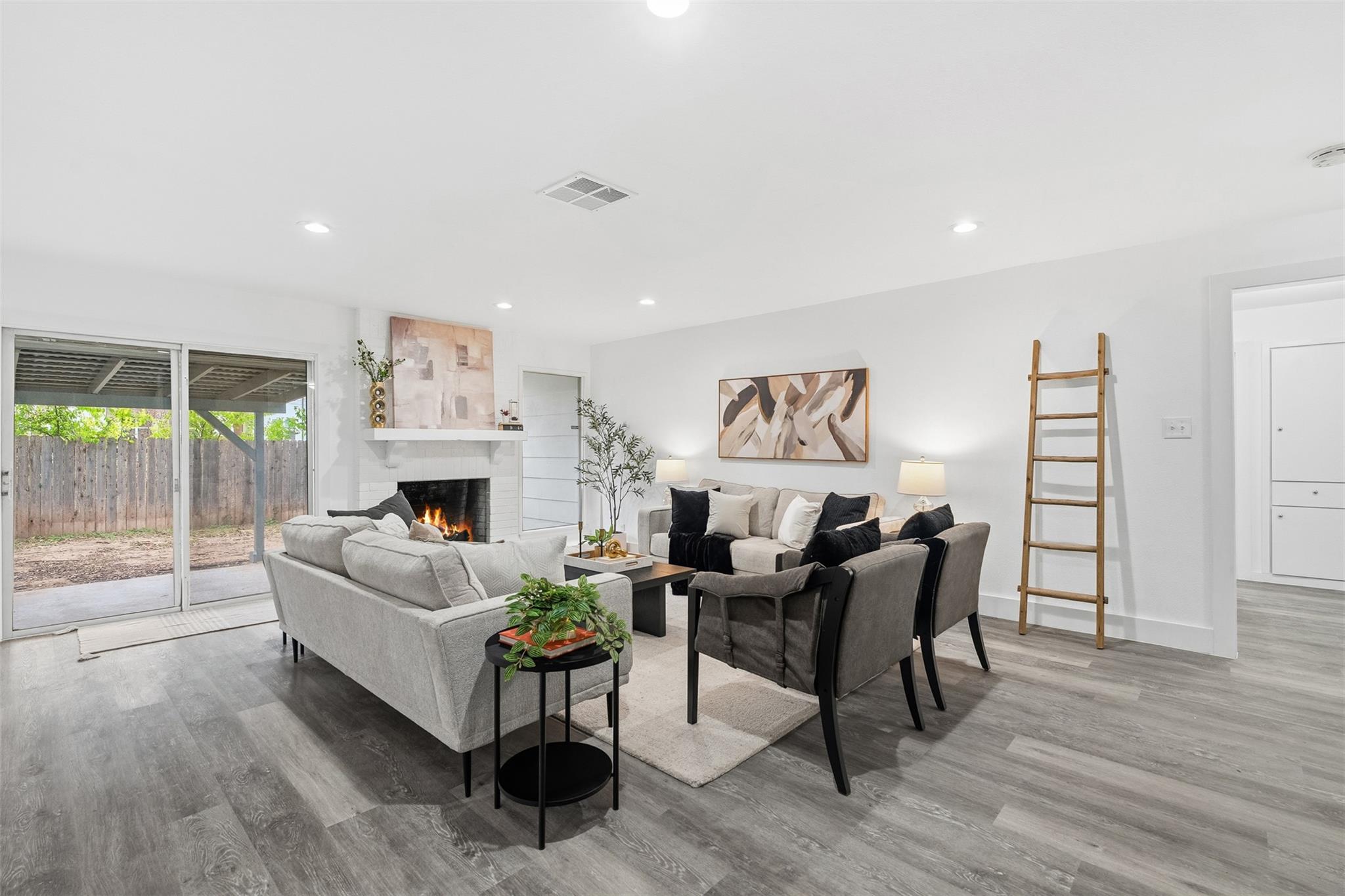 10205 Willfield DR