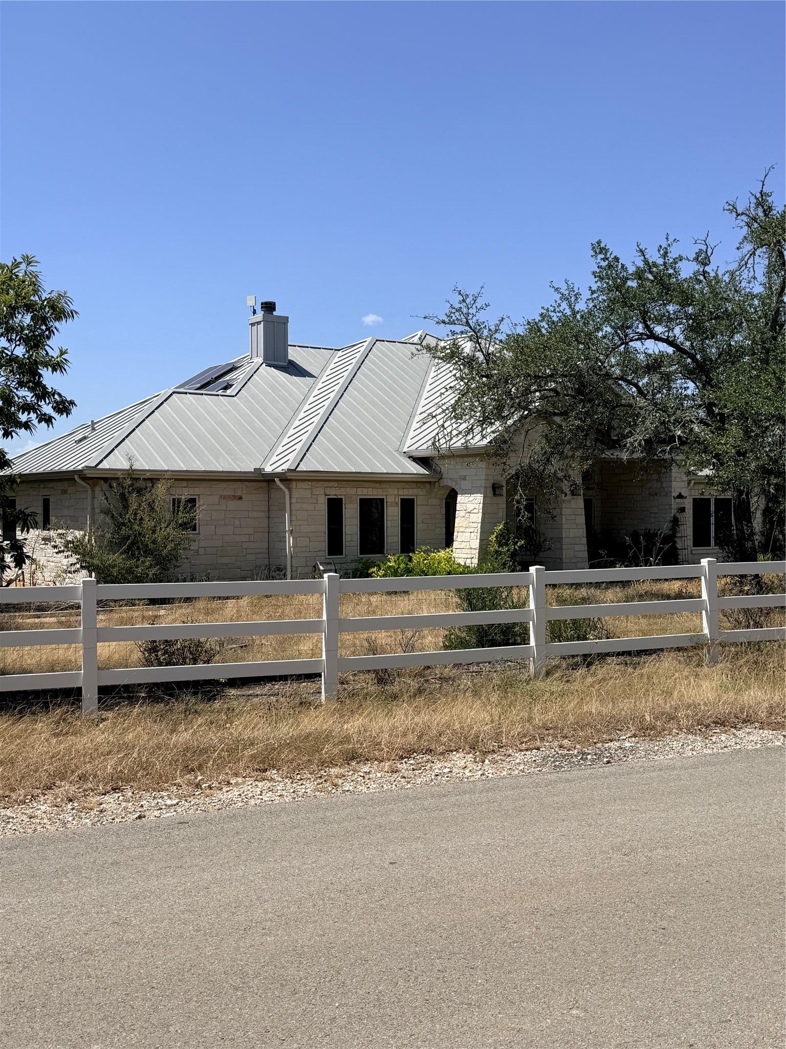 300 Medlin Creek LOOP