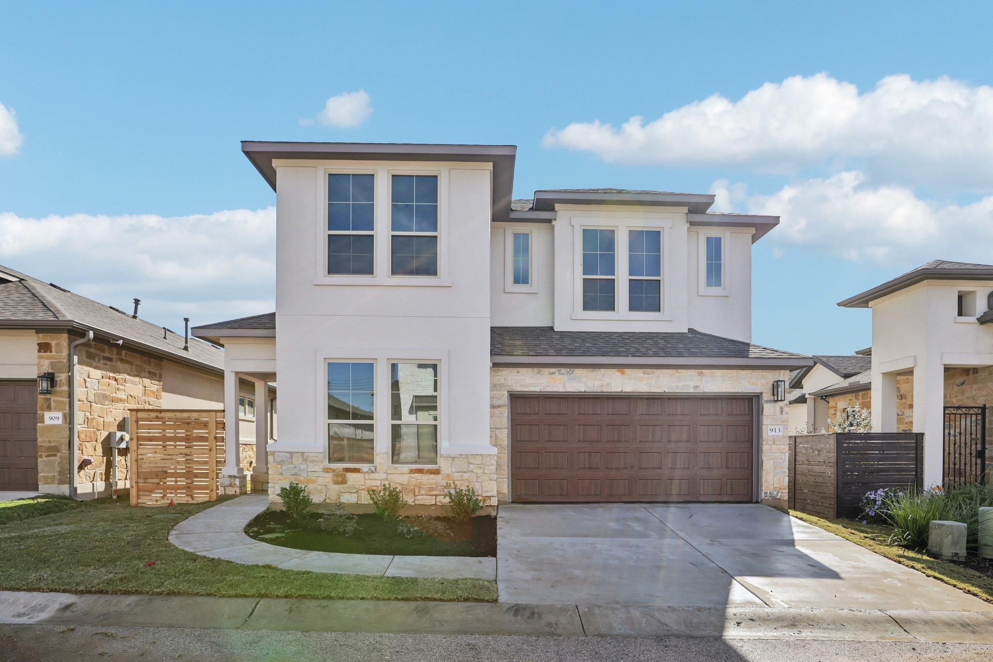 913 Indian Hawthorne DR # GH-42