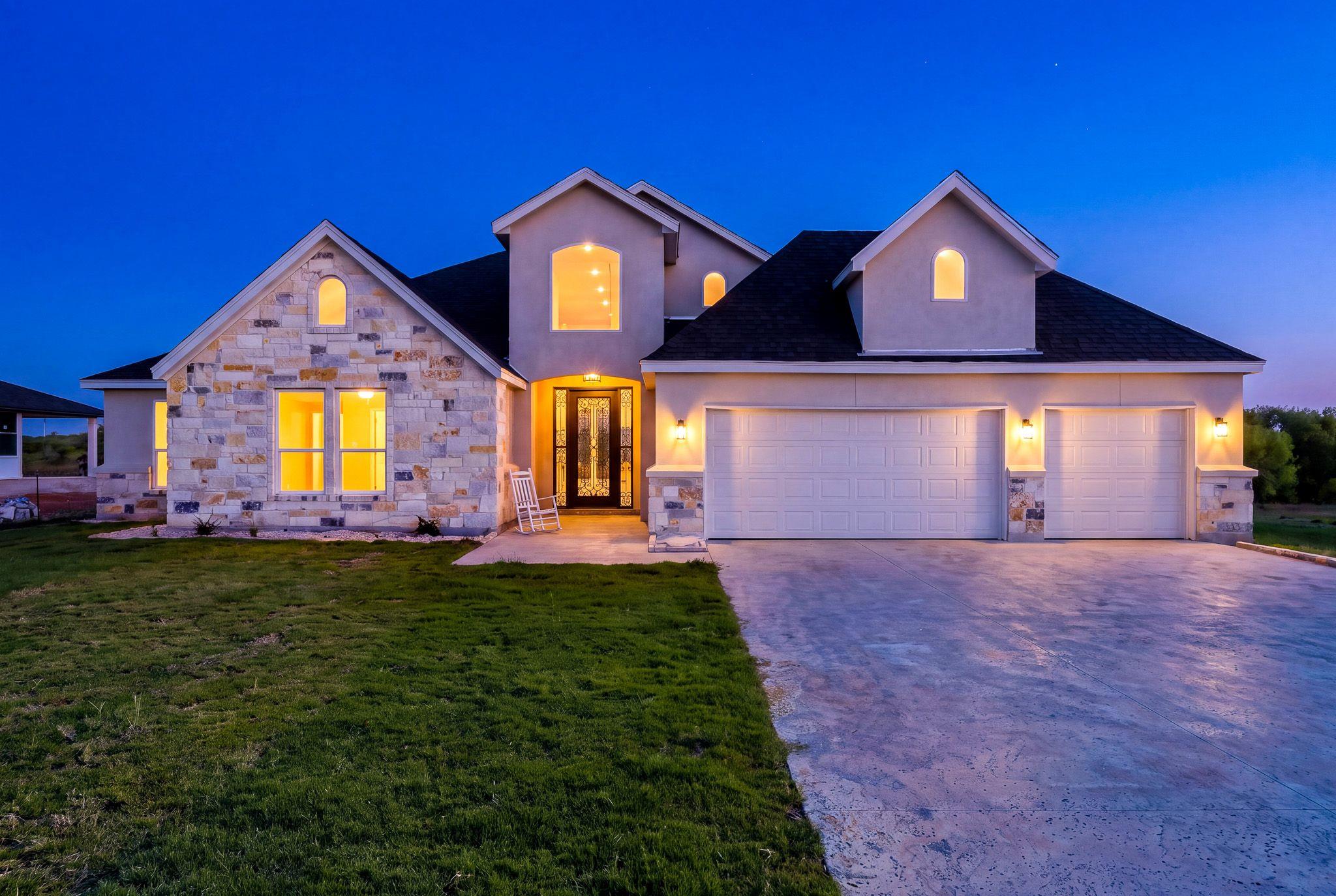 7166 Newman BLVD