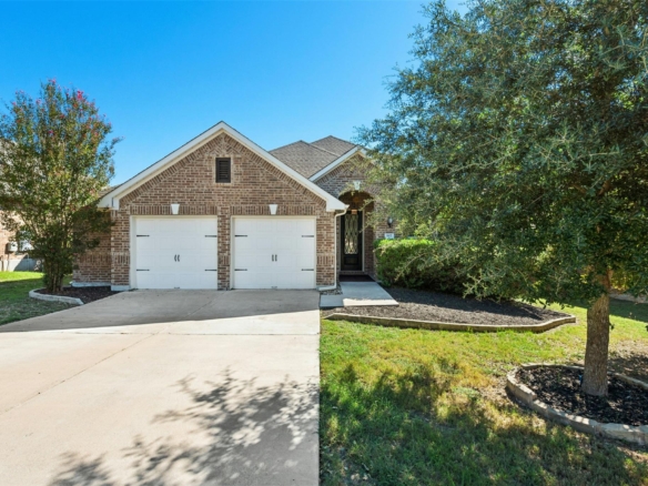 902 Catalina LN