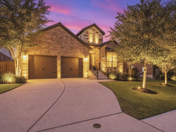 1213 Lakeside Ranch RD