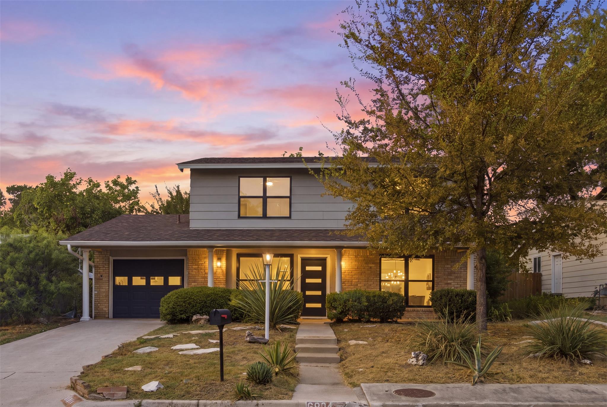 6904 Langston DR