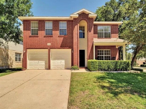 1201 Heritage Hill CV