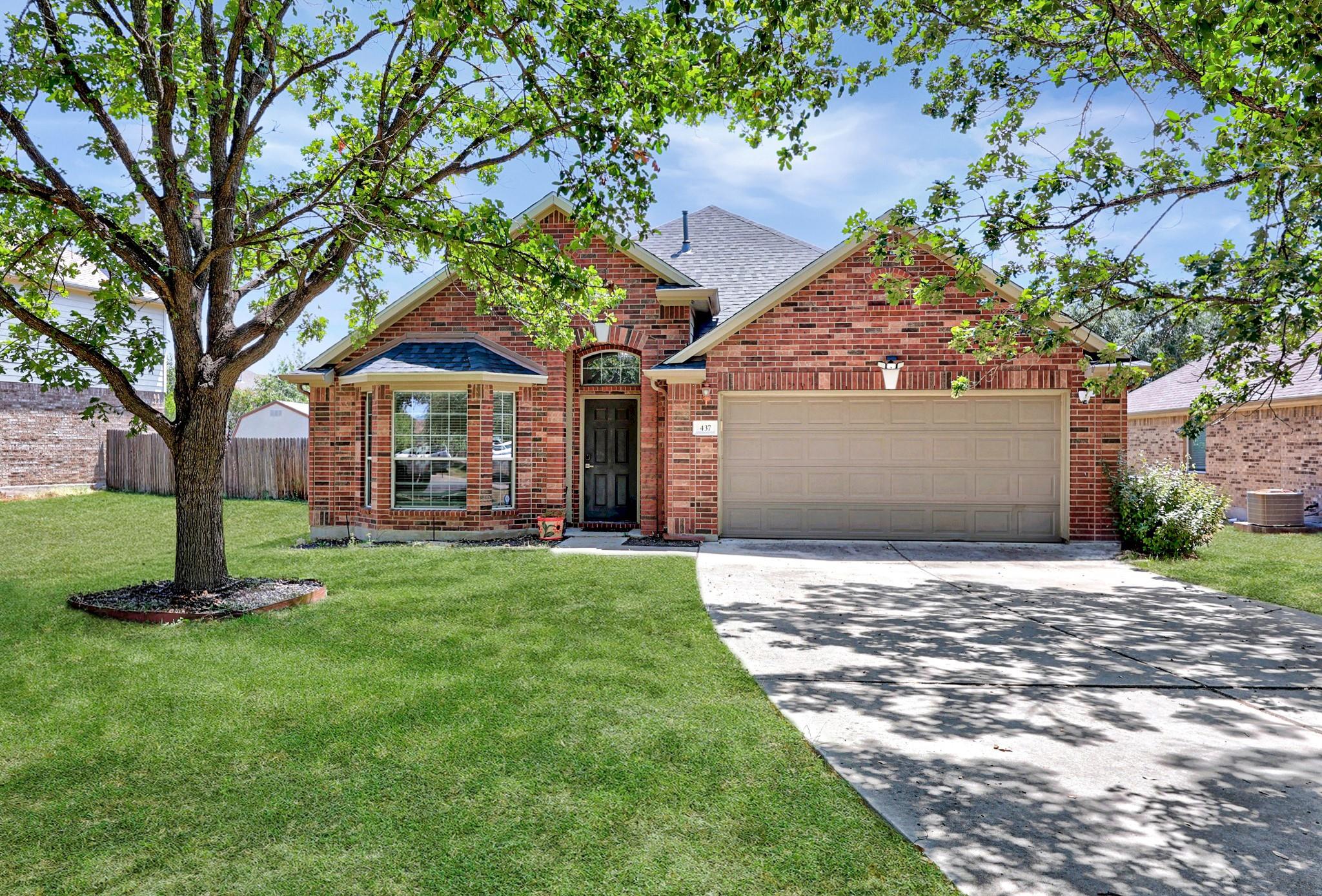 437 Hometown PKWY