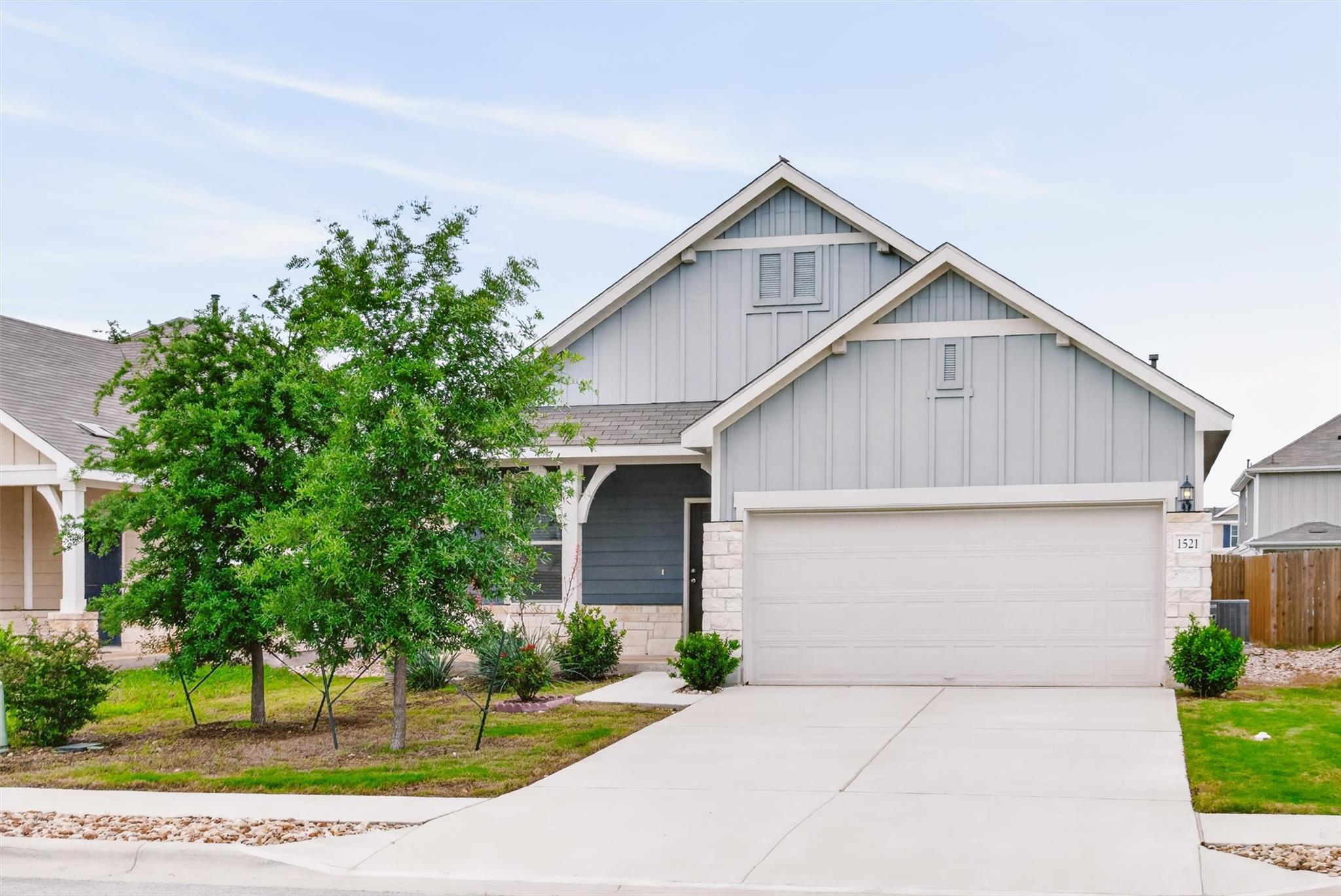 1521 Hope Ranch RD