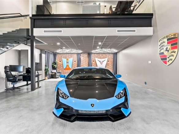8001 Circuit Of The Americas BLVD # 903