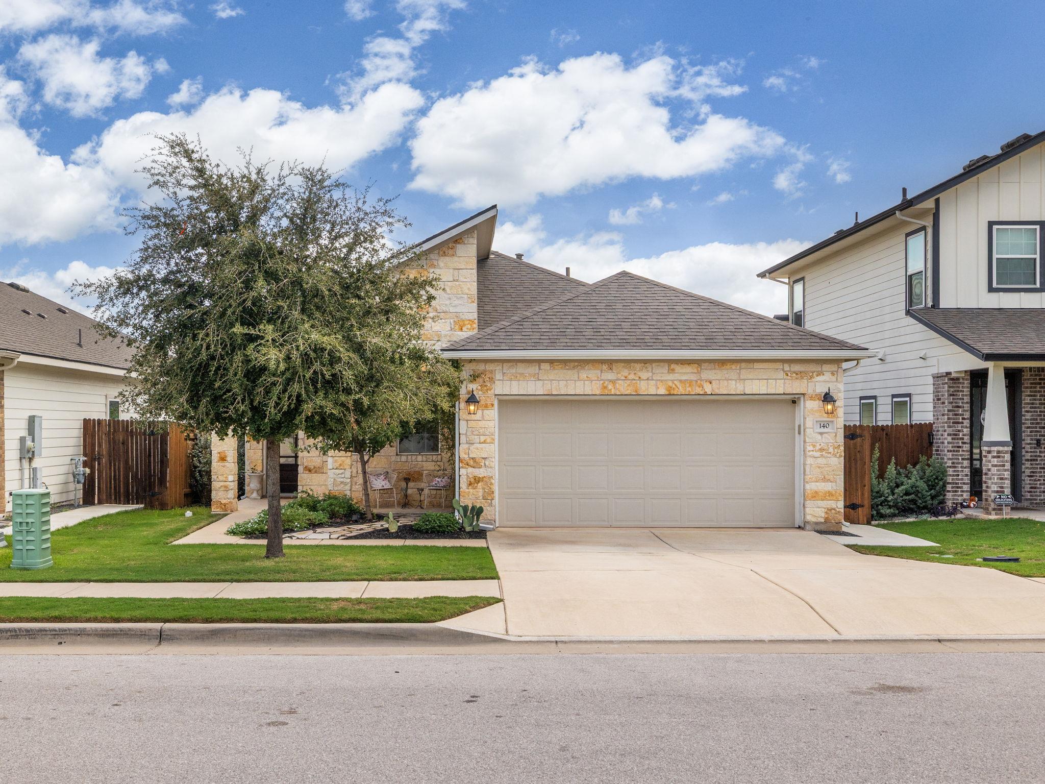 140 Winding Hollow LN