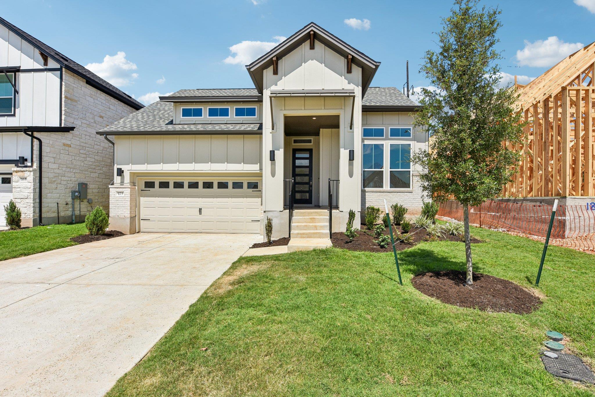 440 San Saba DR