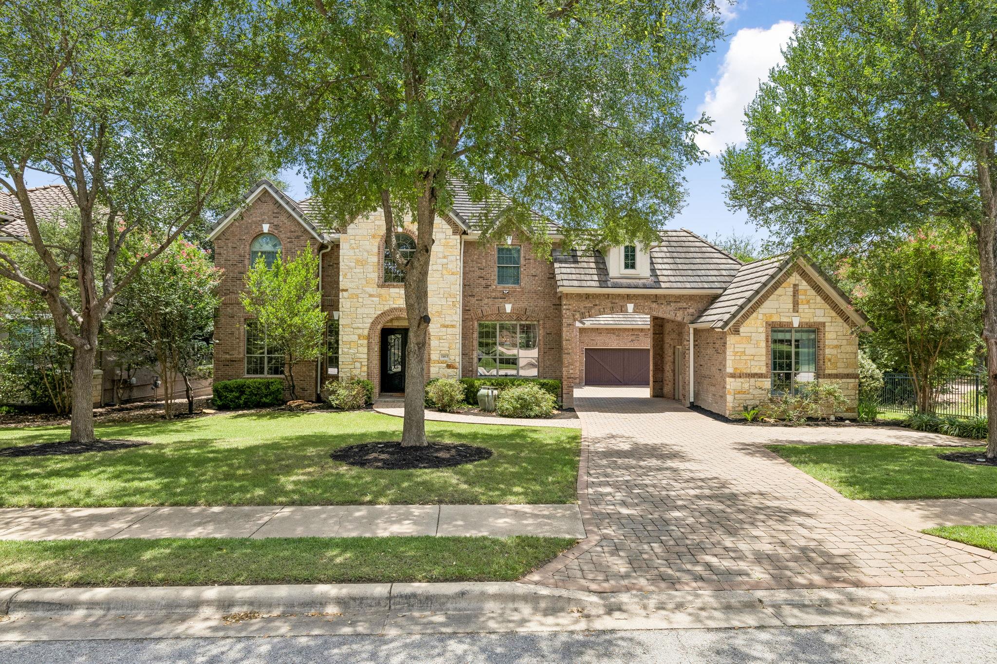 11813 Eagles Glen DR