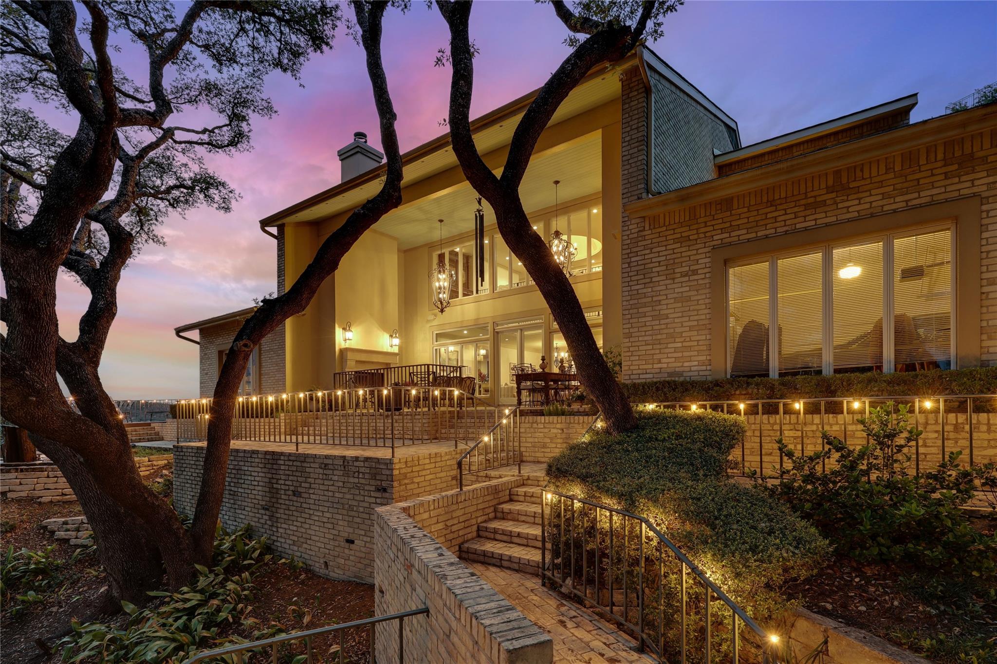 3418 Mount Bonnell CIR