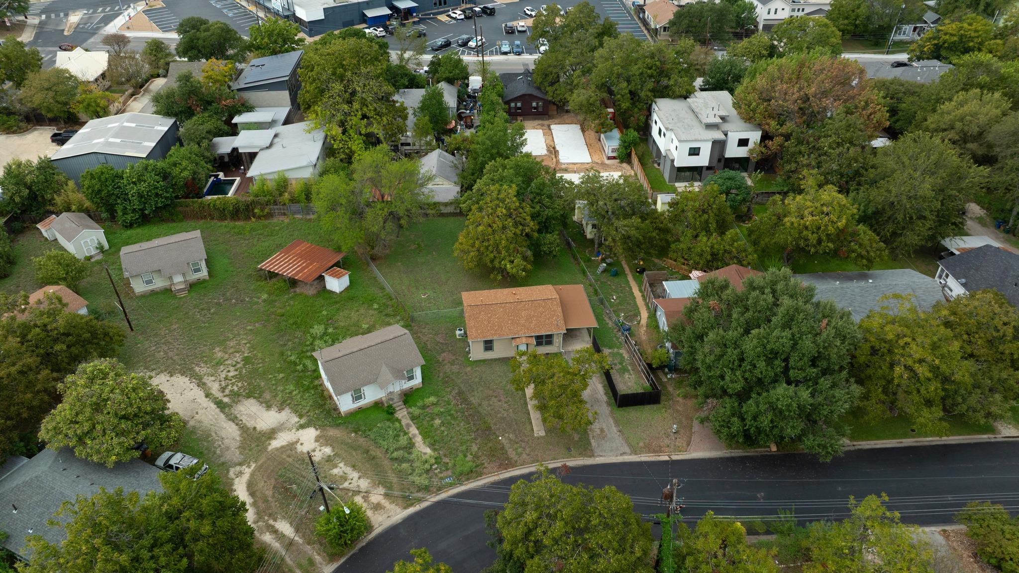 5d72d700-0427-48fa-bcc6-0b22ab43af61 4906 Lynndale DR