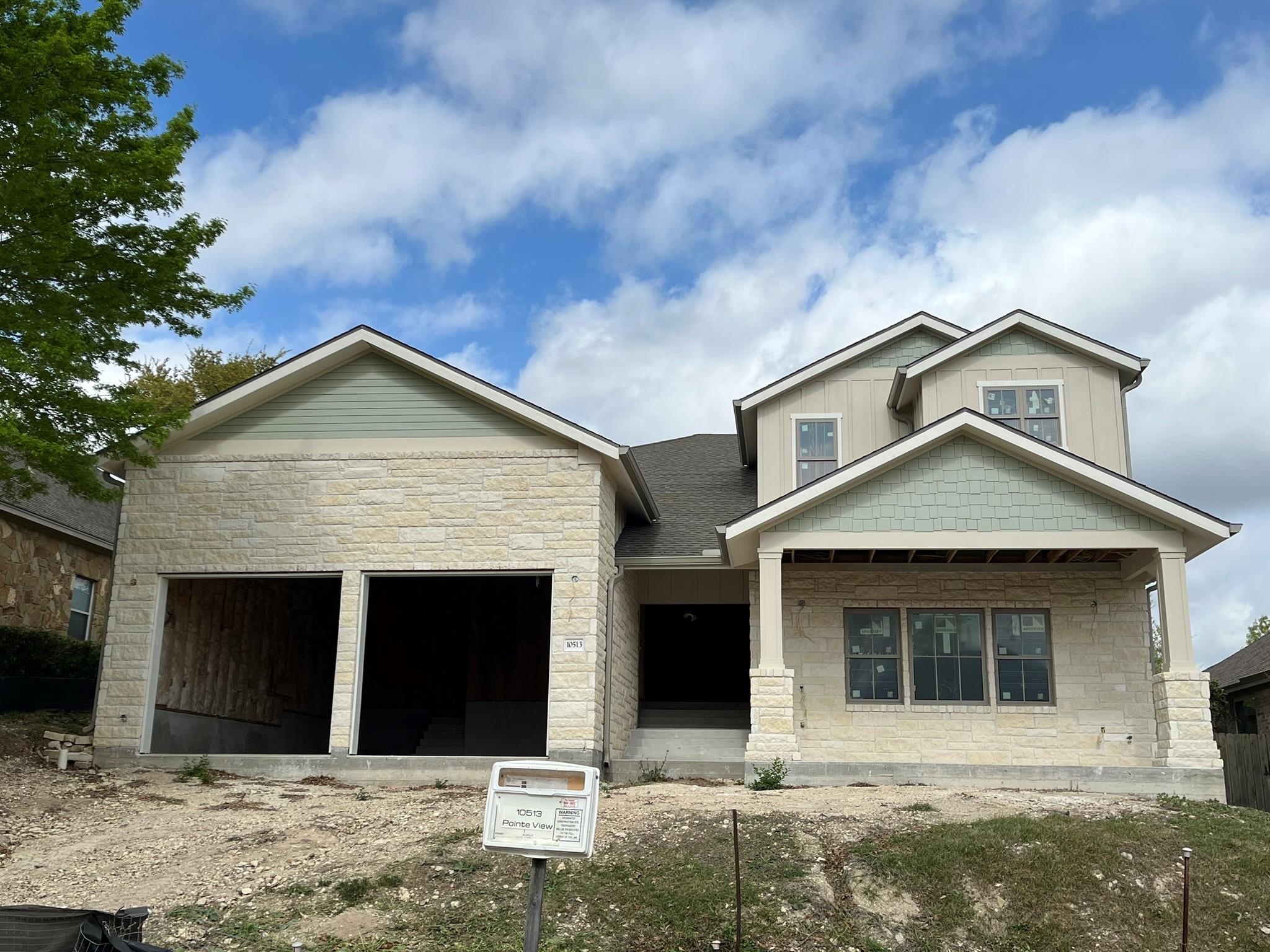10513 Pointe View DR
