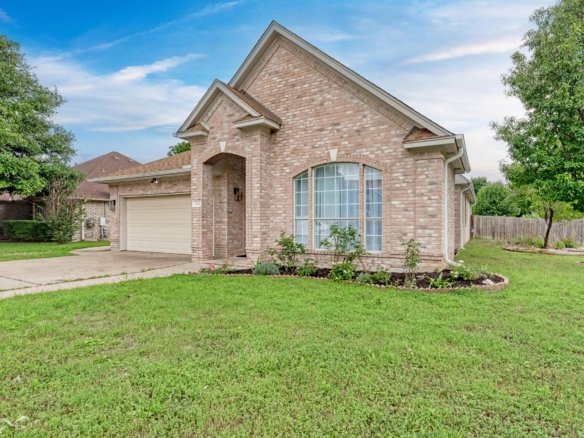 200 Glacier DR