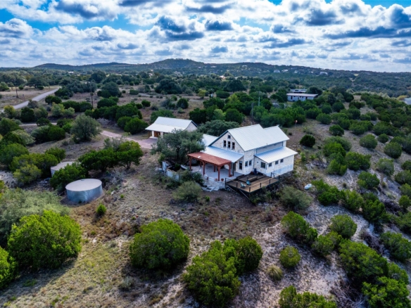 685 Hidden Creek DR