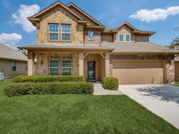 628 Bottle Brush DR