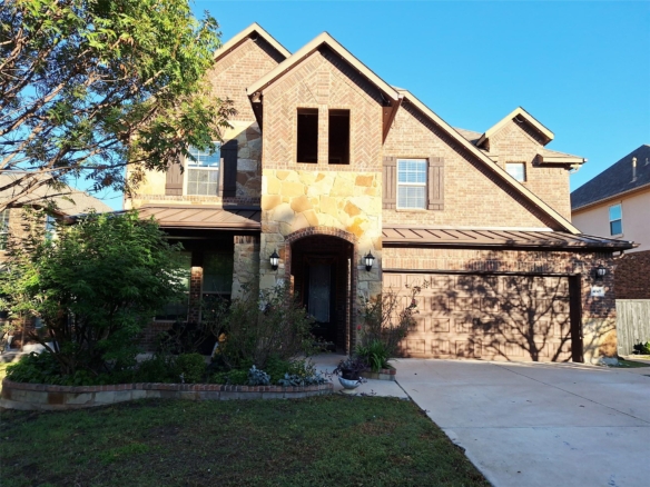 4301 Valley Oaks DR