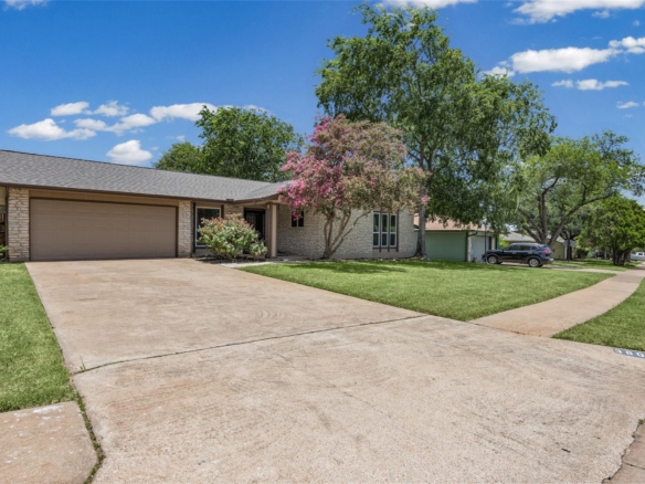 3802 Hawkshead DR
