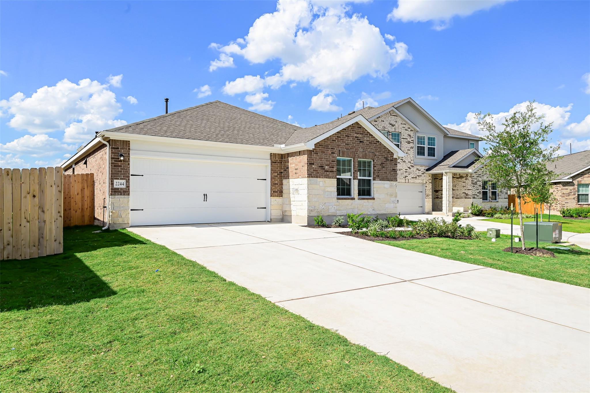 2244 Devine Lake BND